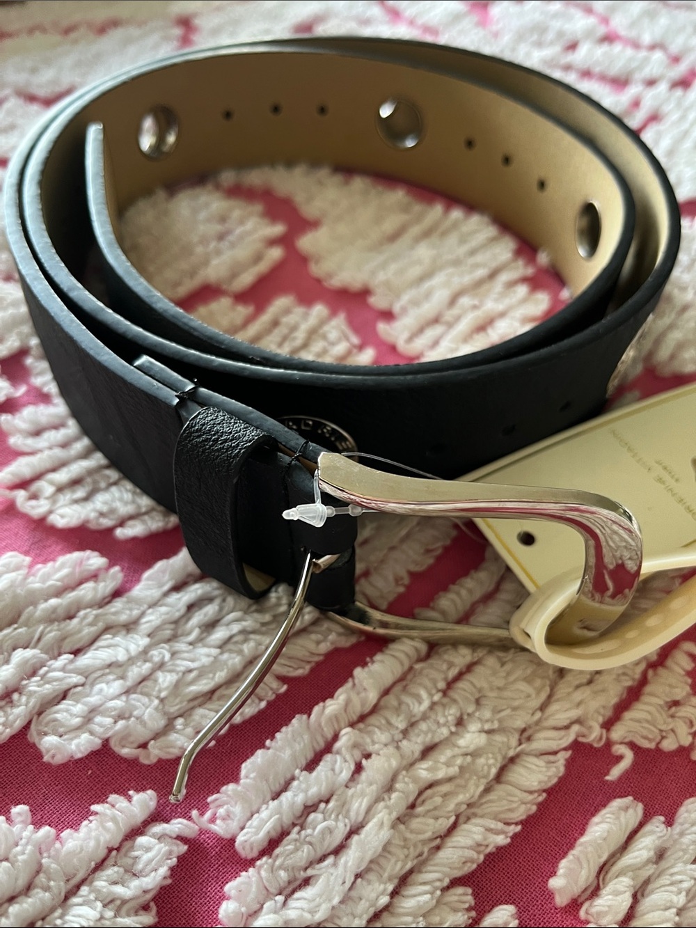 NWT Adrienne Vittadini Black Leather Strap with Silver-Tone Buckle Size L/XL - Picture 8 of 8